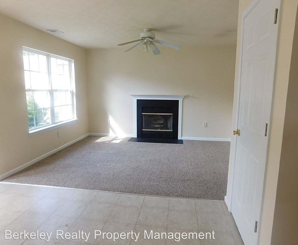 845 Vail Ridge - Photo 2 of 9