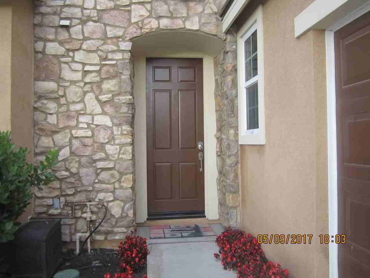 17082 Carrotwood Dr - Photo 2 of 41