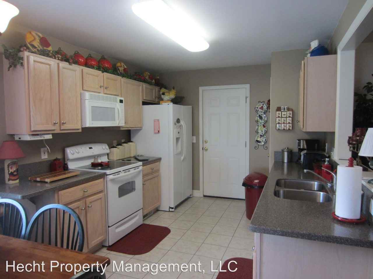 1535 Spring View Dr - Photo 2 of 19