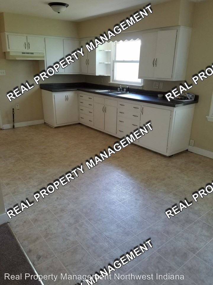 2334 Vigo St - Photo 2 of 9