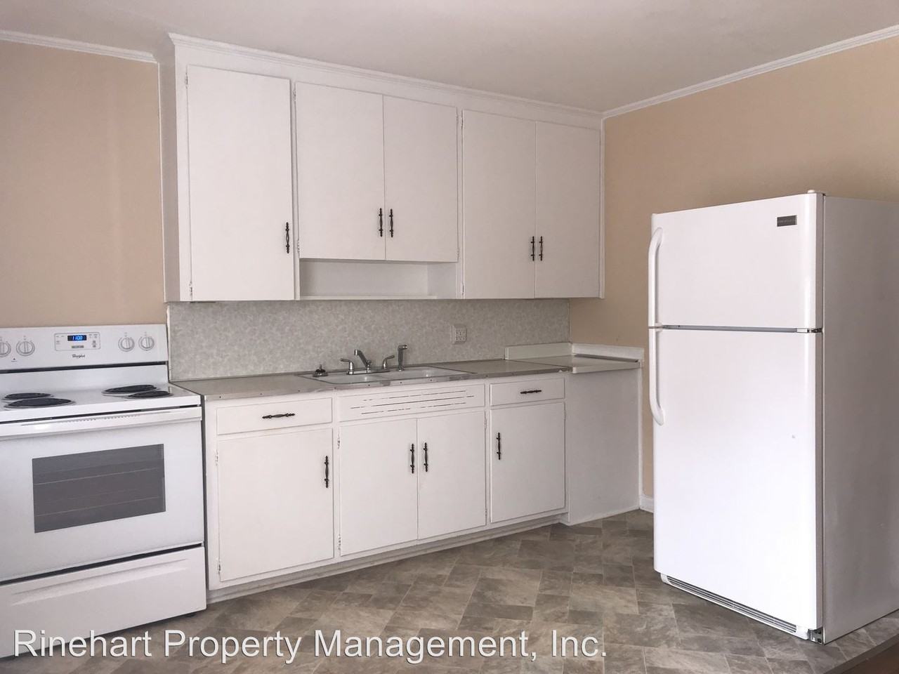 421 Banks Street - Photo 3 of 12