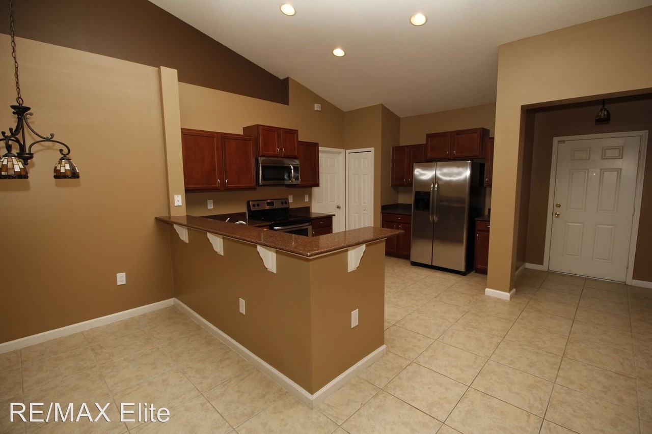 116 Pipeworth Ct SW - Photo 2 of 3