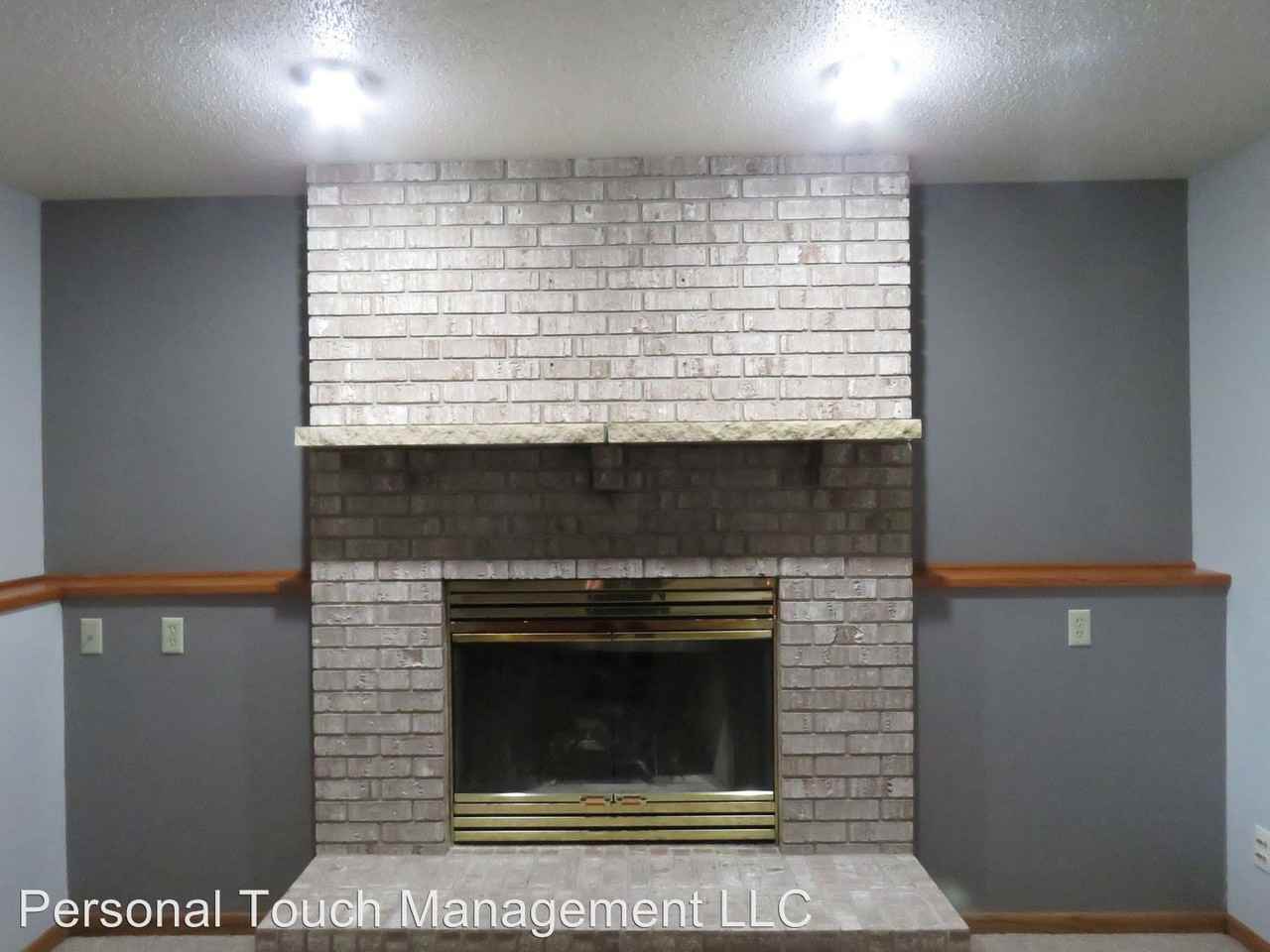 3109 9 1/2 St N - Photo 2 of 25