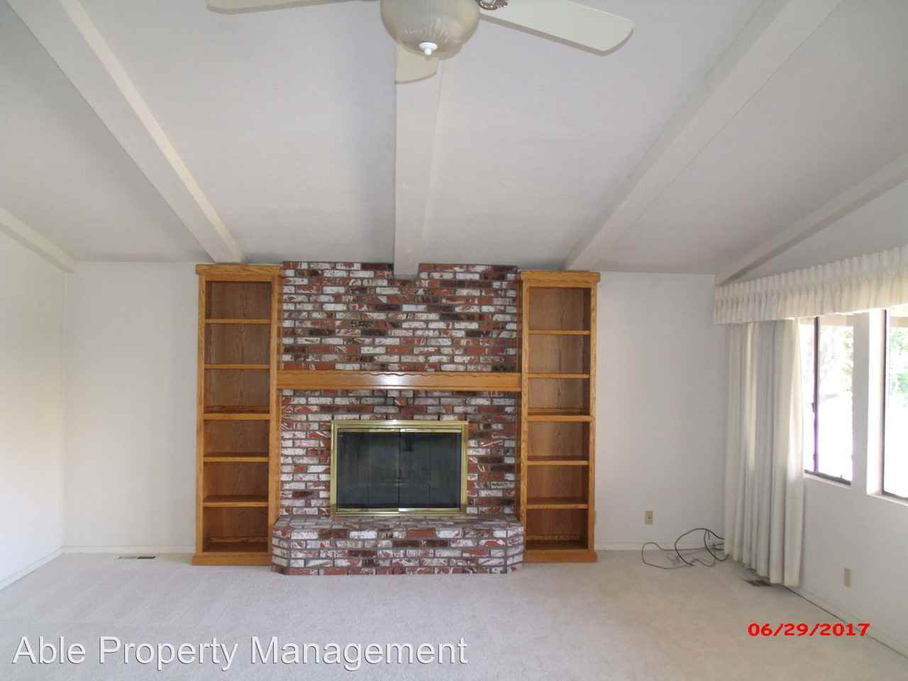 37 Spruce Ave - Photo 3 of 9