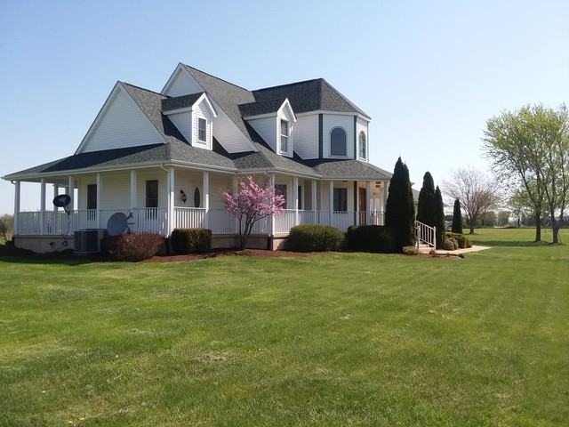 2729 N 4251st Rd - Photo 3 of 17