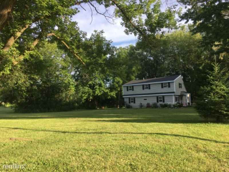 3146 Cold Springs Rd - Photo 3 of 10