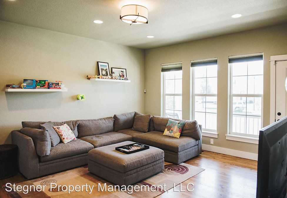 2132 Nancy Gray Ave - Photo 3 of 13