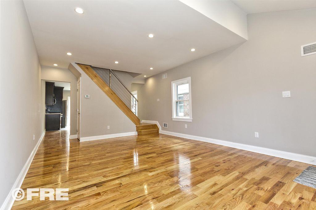 2027 E 72nd St - Photo 2 of 11