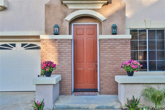 1142 Shorecrest Ln - Photo 3 of 47