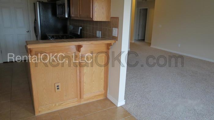 10652 Turtle Back Dr - Photo 3 of 15