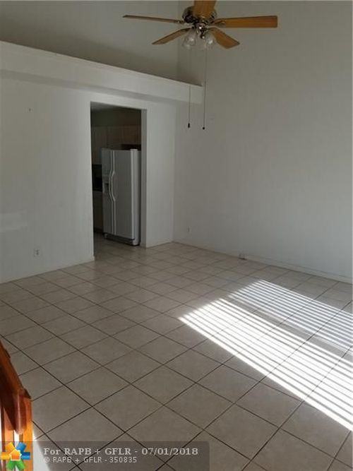 10240 NW 33rd Pl #10240 - Photo 2 of 8