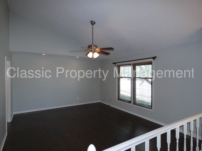 8502 Orchard St - Photo 3 of 10