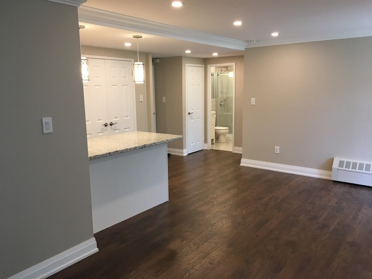 150 Allan Street - Photo 3 of 8