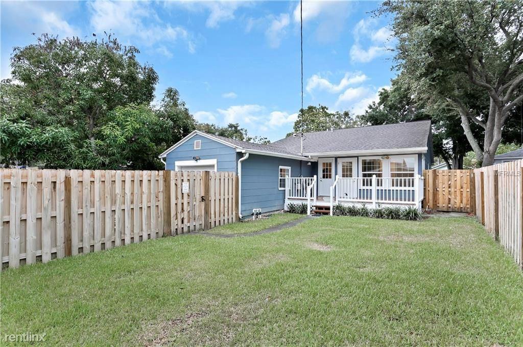 427 28th Ave N - Photo 2 of 25