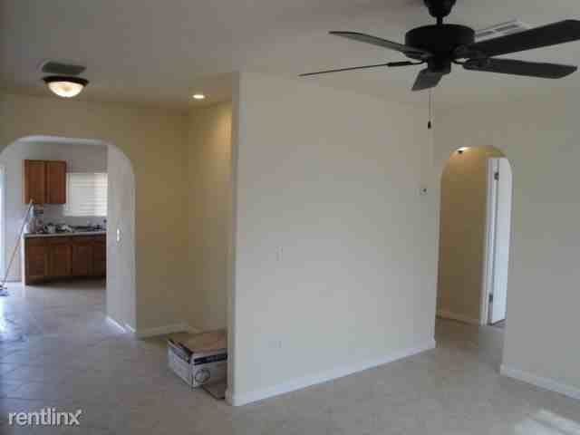 4231 E Paseo Grande - Photo 2 of 10