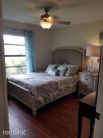 590 Juniper Pl - Photo 2 of 13