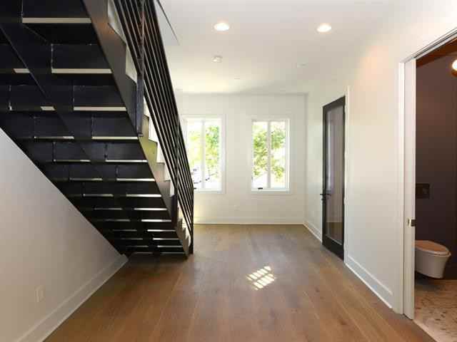 1820 Burgundy St - Photo 3 of 19