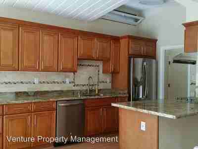 1932 Louis Rd - Photo 3 of 10