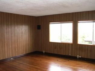 271 3rd St - Photo 2 of 8