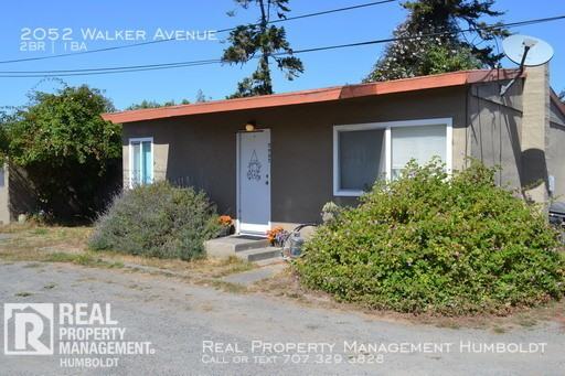 2052 Walker Ave - Photo 2 of 12