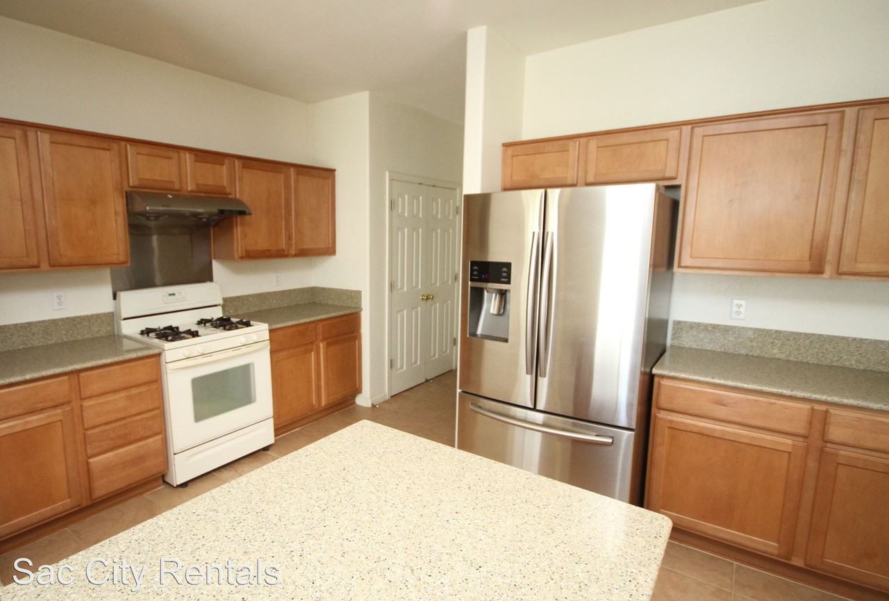 2205 Yarnell Way - Photo 2 of 19