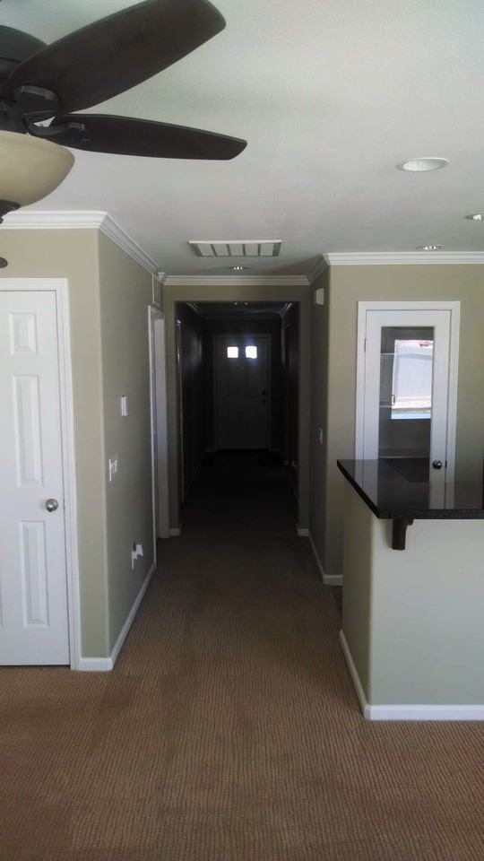 1196 Canyon Dr W - Photo 3 of 4