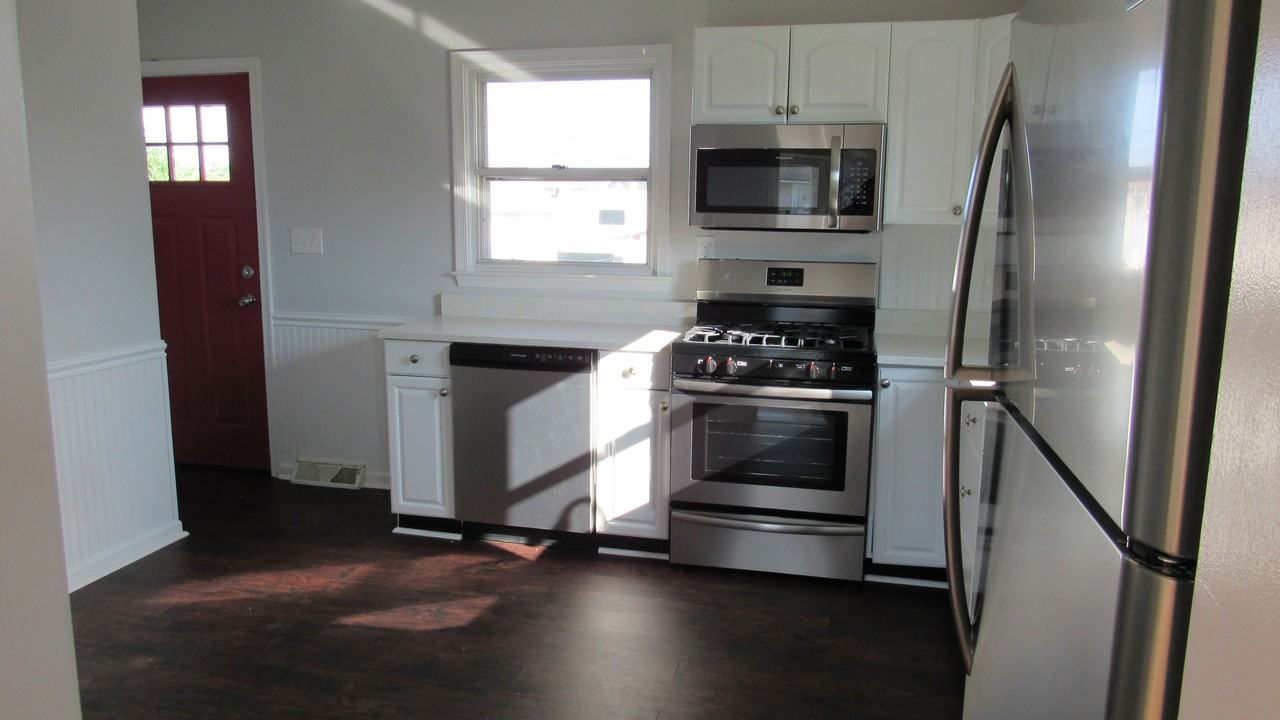 1000 Sumter Ave - Photo 2 of 14