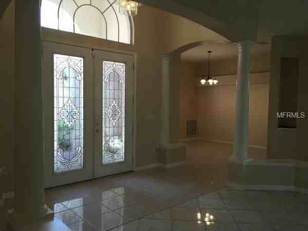 10406 Canary Isle Dr - Photo 2 of 17
