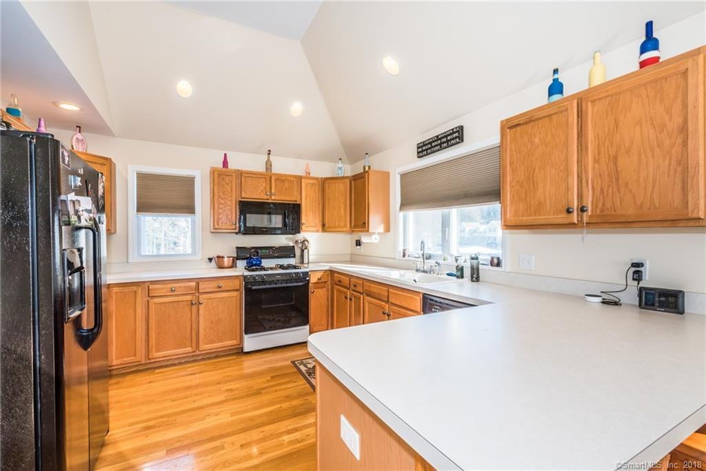 35 Copper Creek Cir - Photo 2 of 14