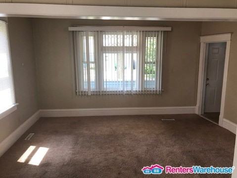 437 4th Ave S - Photo 3 of 21