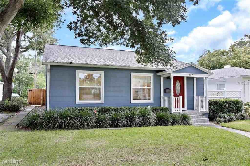 3015 7th St N - Photo 2 of 9