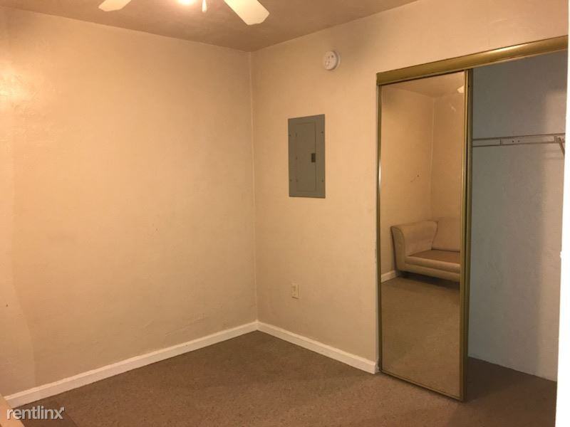 108 W Lincoln Ave - Photo 3 of 10