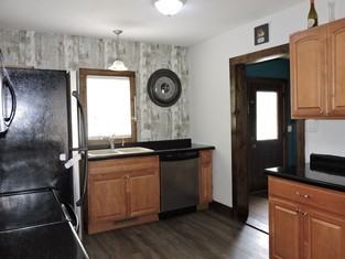 311 Main St W - Photo 3 of 27