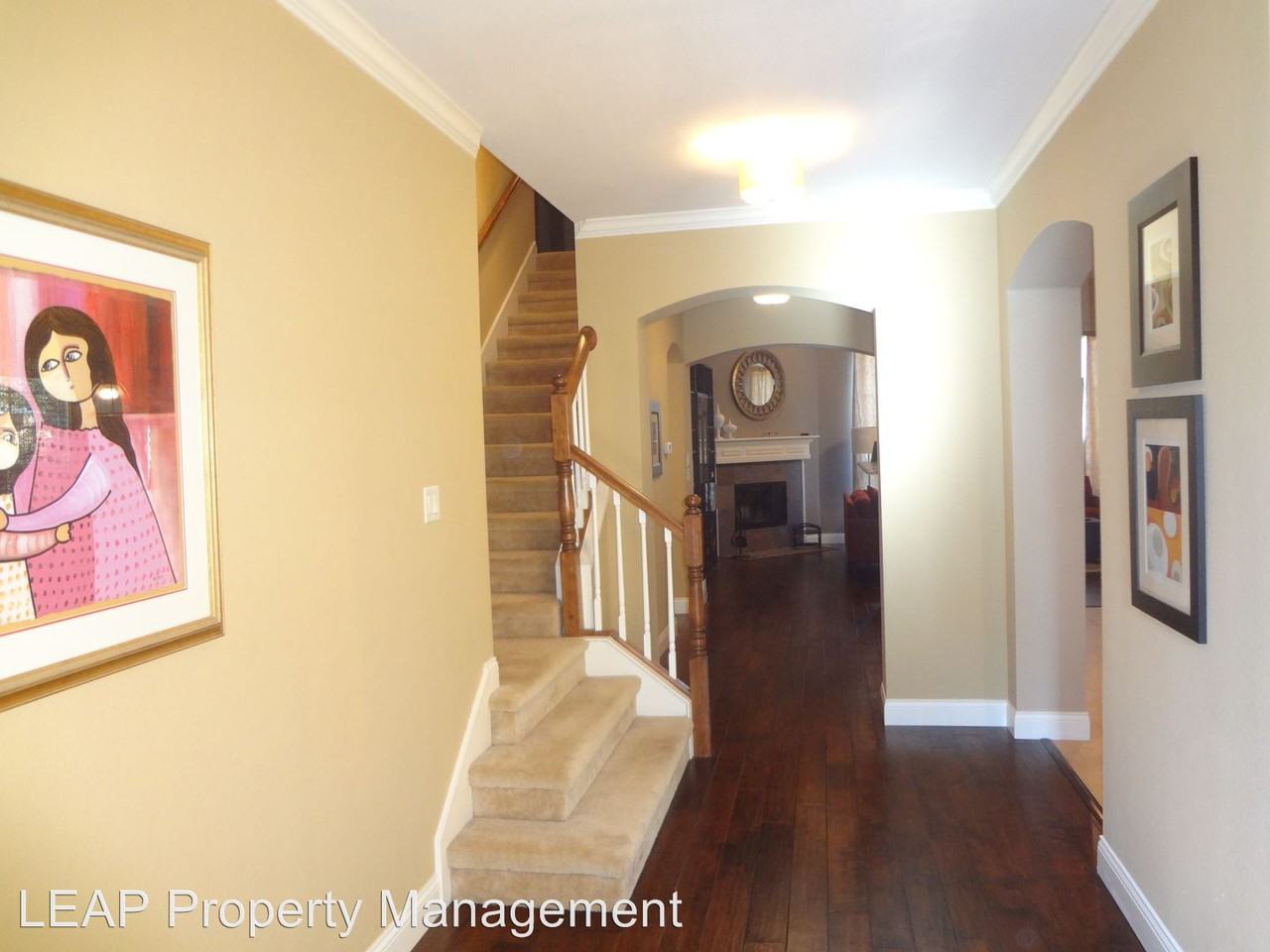 9133 Brinson Dr - Photo 2 of 32