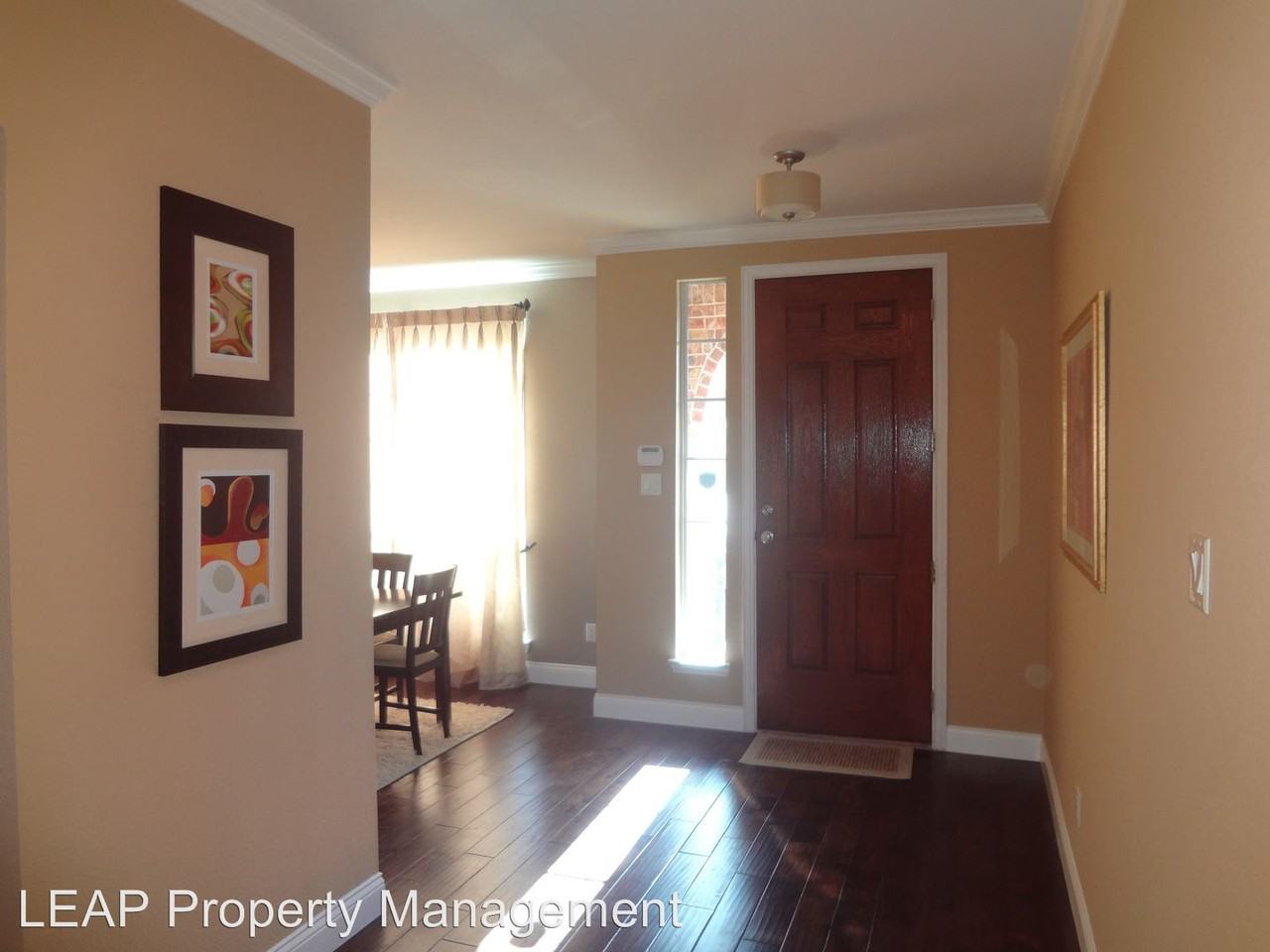 9133 Brinson Dr - Photo 3 of 32