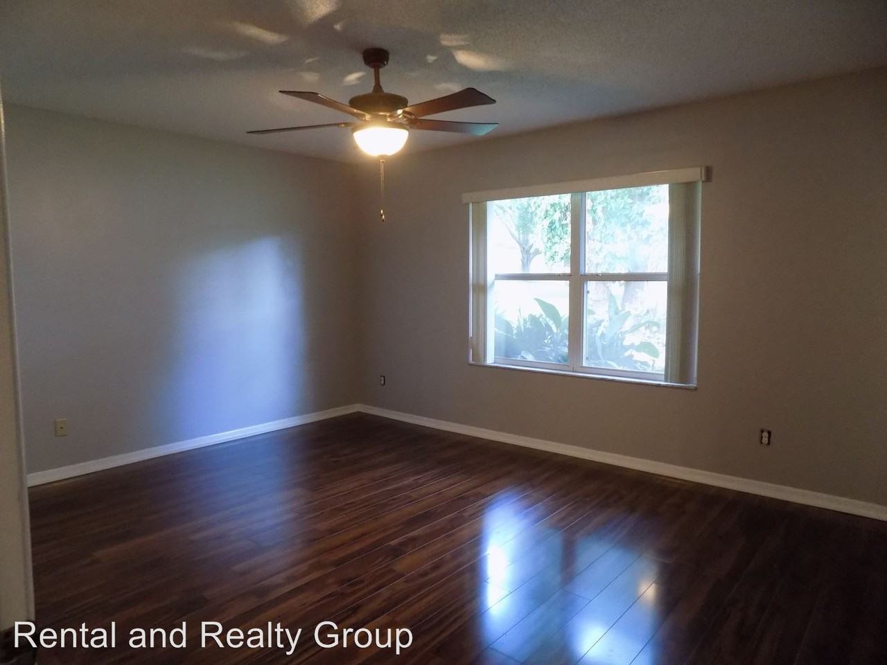 8734 Village Green Blvd - Photo 2 of 12