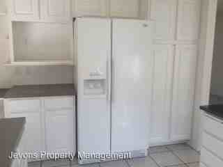 1604 W Orchard Ave - Photo 3 of 11