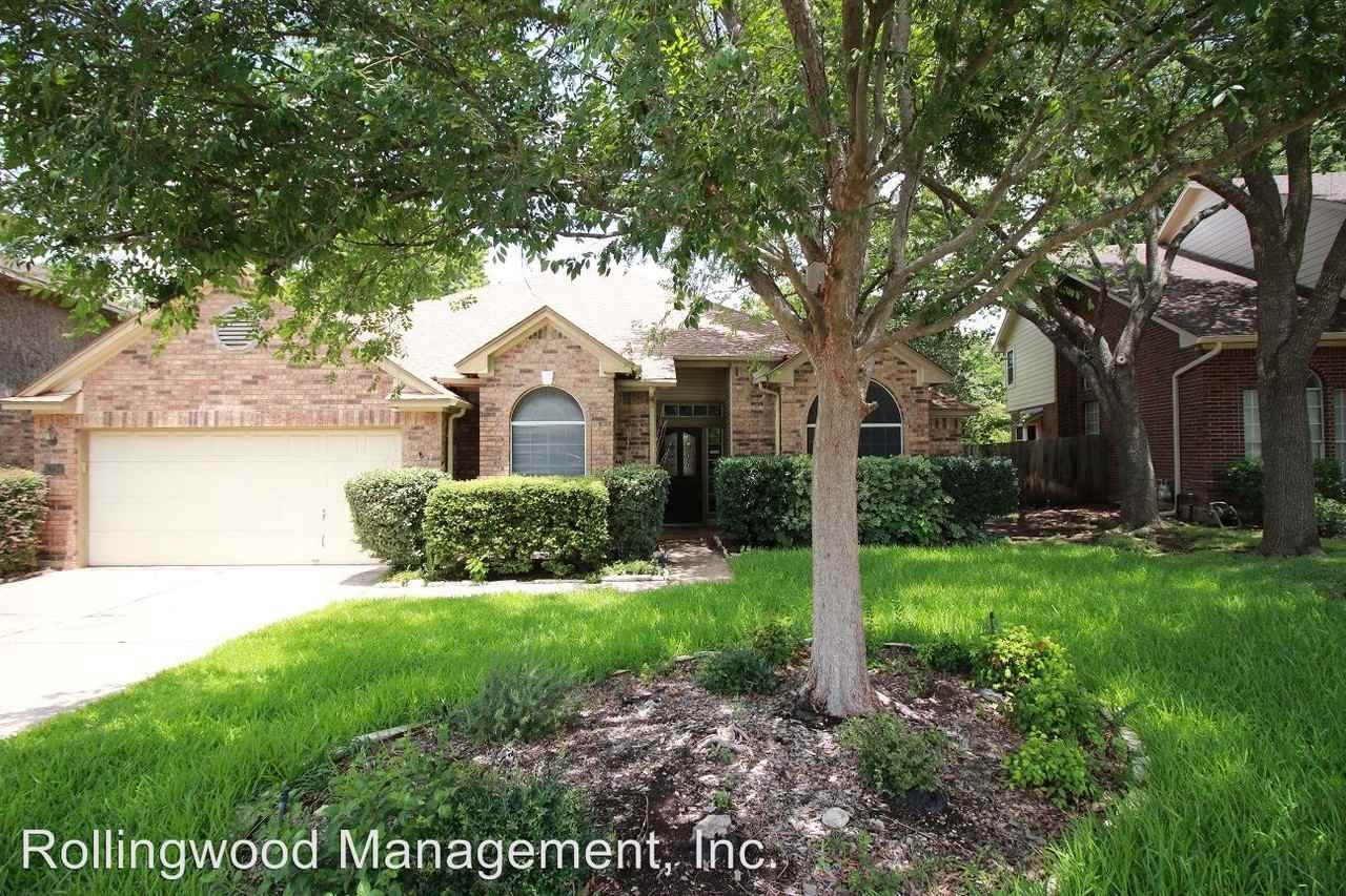 1104 Quail Ln - Photo 2 of 21