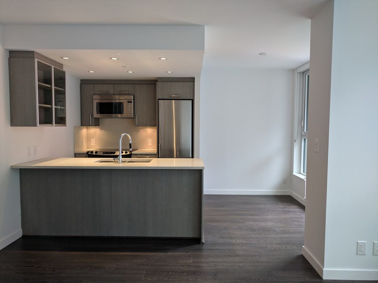 933 E Hastings Street #000