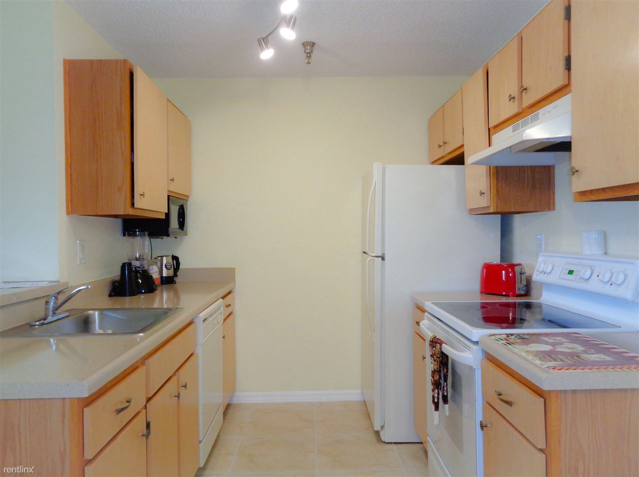 10263 Gandy Blvd N - Photo 3 of 38