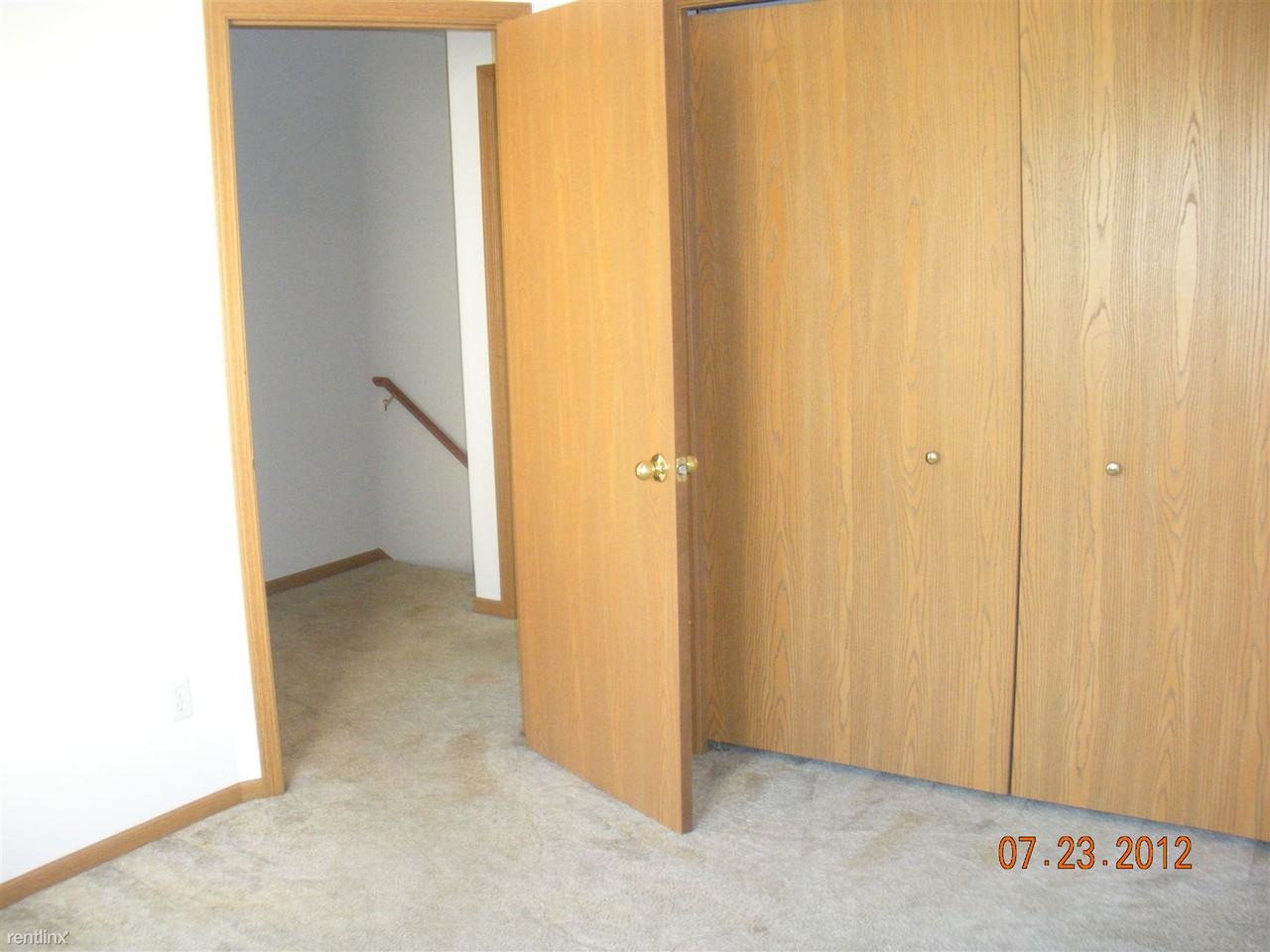 Universal Apartments - Photo 3 of 7