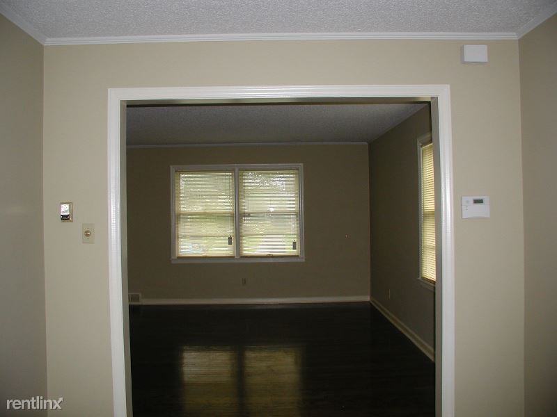 607 E Meyer Blvd - Photo 2 of 10