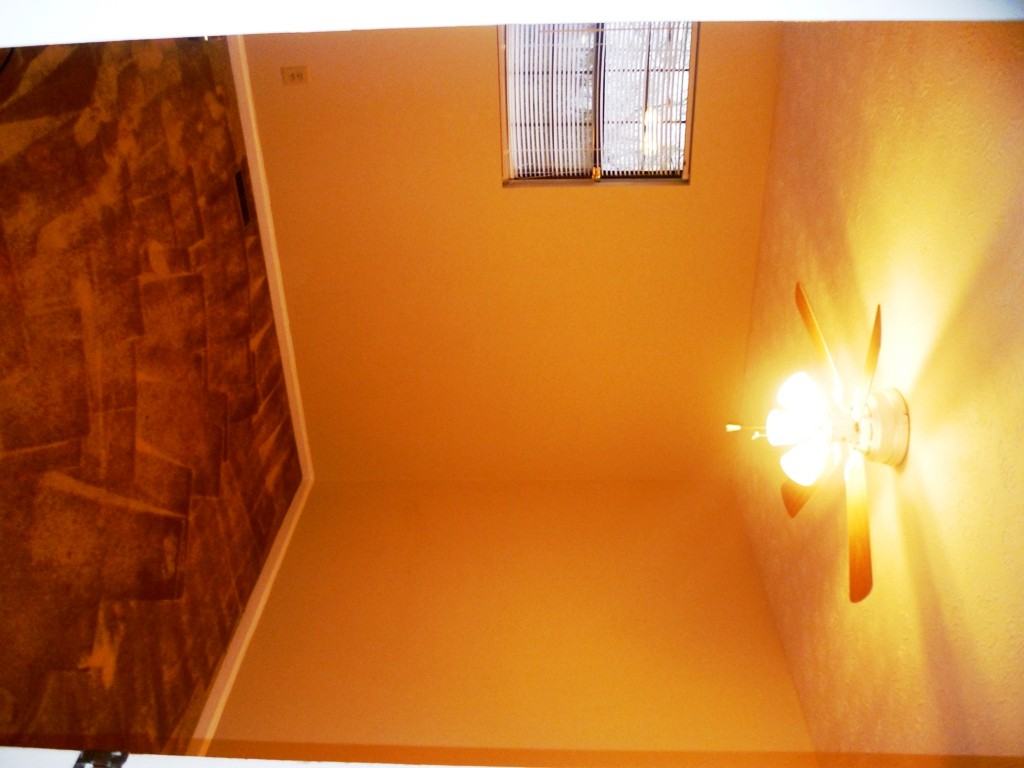 103 Lilac Ct - Photo 3 of 8
