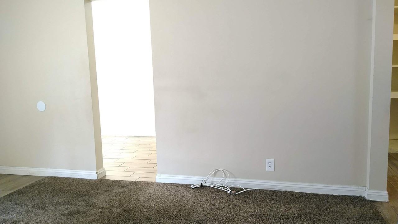 405 Pacific Ave - Photo 3 of 5