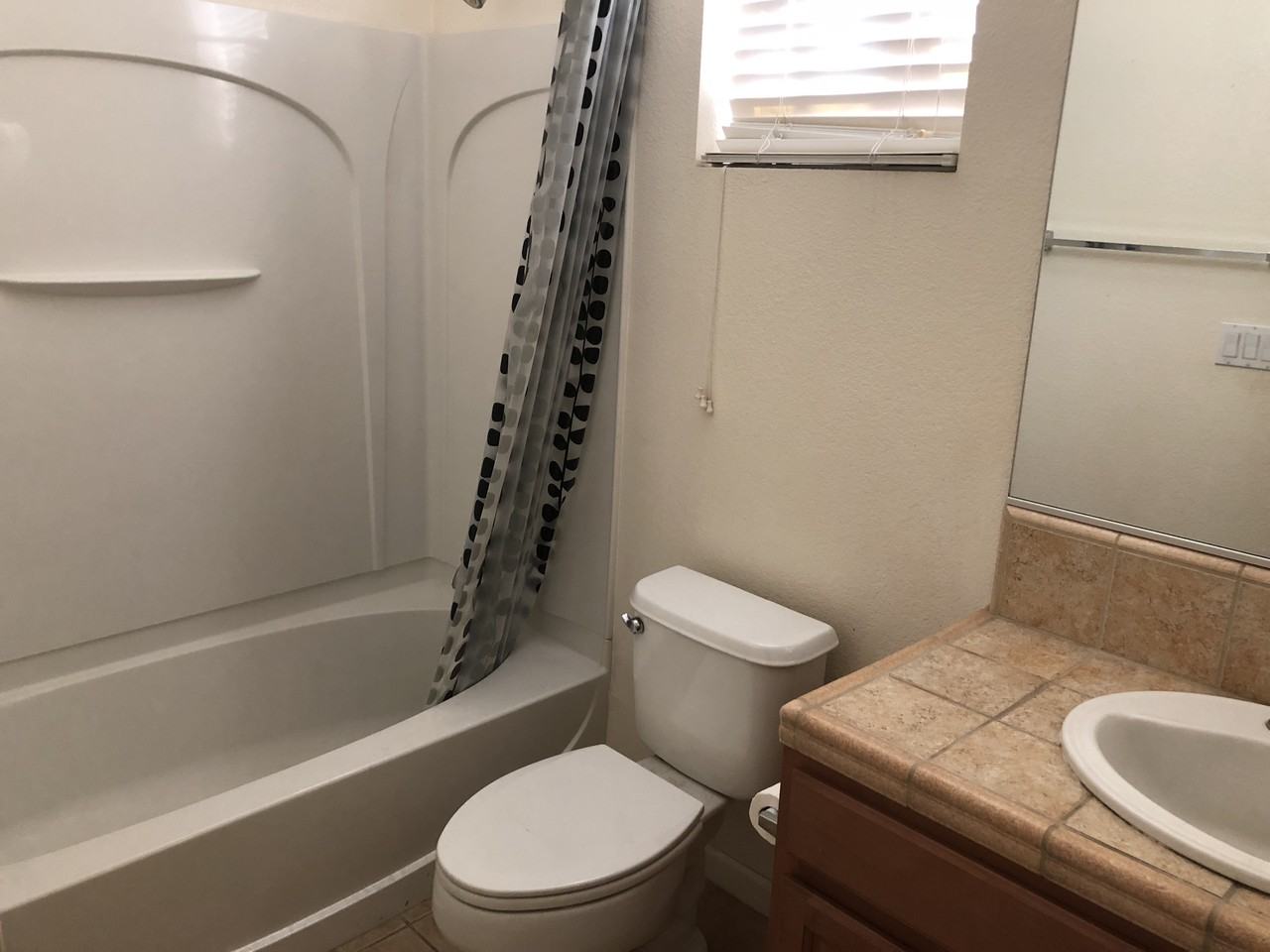 6338 Steamboat Cove Ct - Photo 3 of 14