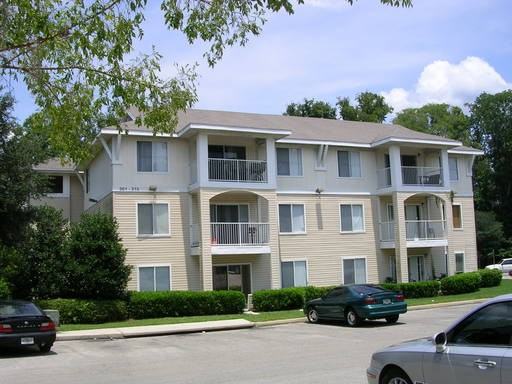 3800 SW 20th Ave #203