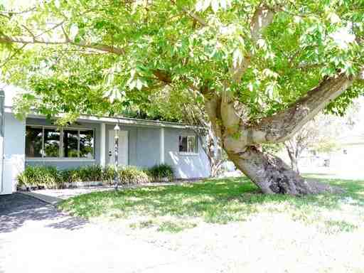 7001 Hibiscus Ave S #A - Photo 2 of 11