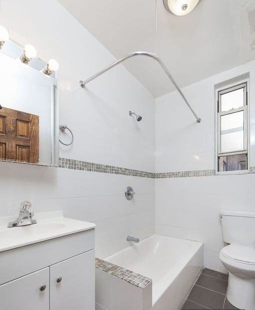 18th Ave - Photo 2 of 5