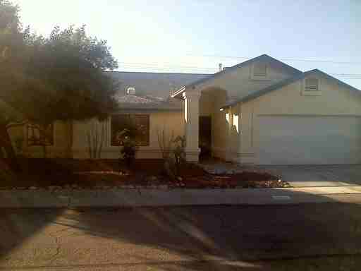 2851 W Redmond Dr - Photo 2 of 12