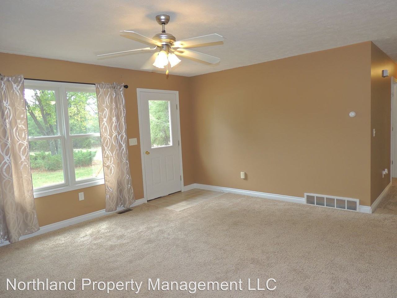 18171 Virginia Cir - Photo 3 of 16